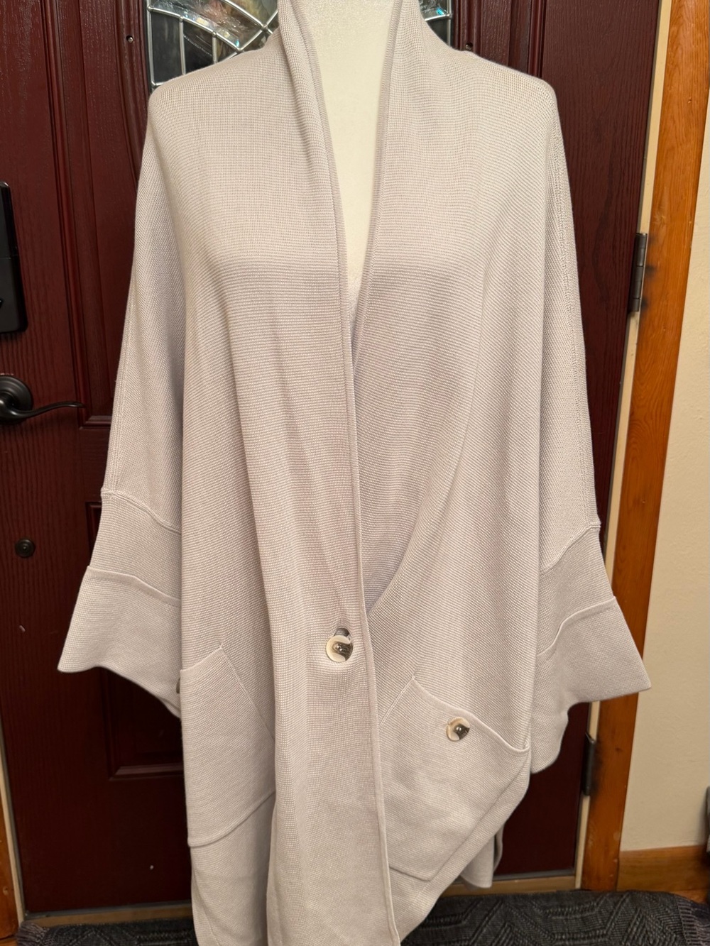 NWT Marla Wynne Cream Ivory Knit Drama Kimono Shawl Cardigan Oversized Pockets